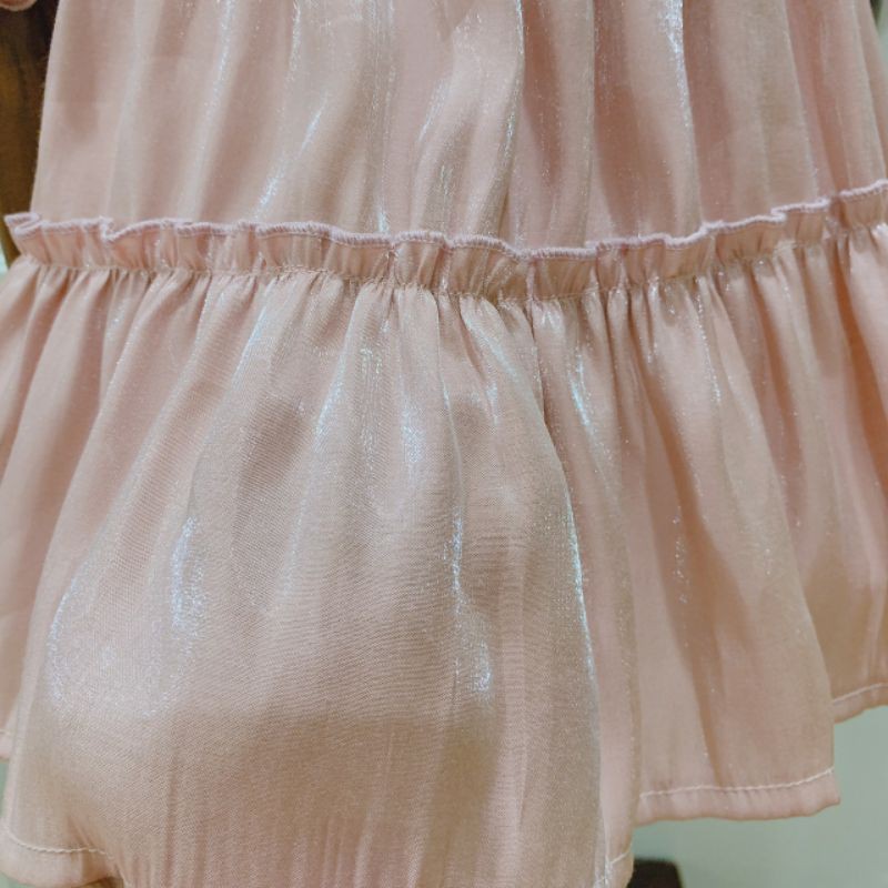 Đầm bé gái ⚡ 𝗙𝗥𝗘𝗘𝗦𝗛𝗜𝗣 ⚡ Hàng thiết kế cao cấp - Chất liệu lụa hồng tapta mềm mại và an toàn cho bé