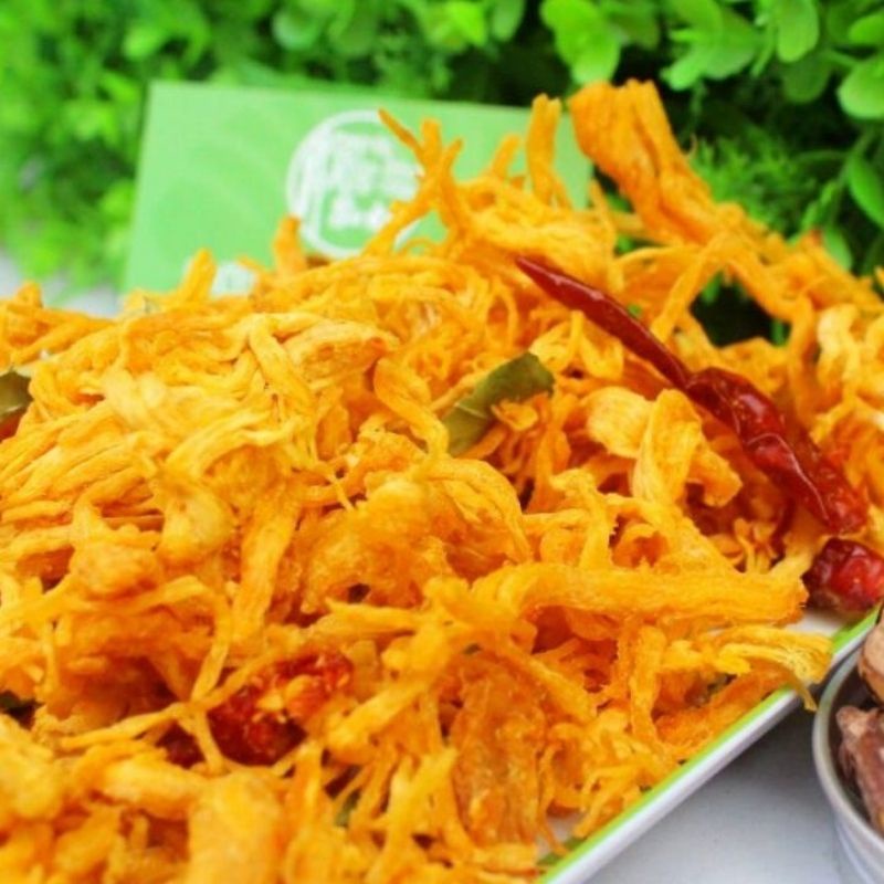 Khô gà lá chanh cay gói lớn khối lượng 150g vị cay nhiều, sản phẩm không thể thiếu của bàn nhậu MAMYFOODS MF0055