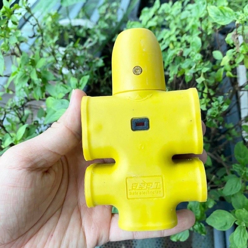 Ổ cắm đúc, siêu cứng, siêu bền đủ lỗ cắm chịu tải 6000w