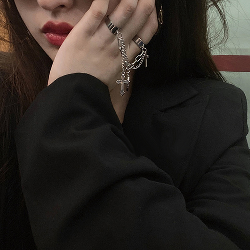 Nhẫn đeo dây xích hai ngón hình cây thánh giá phong cách hip hop