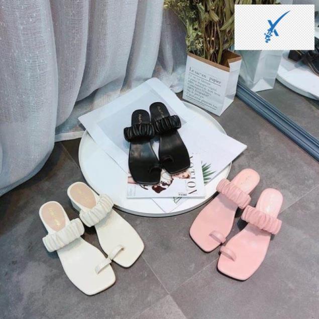 Dép sỏ ngón đế cao 5p( có 2 loại hàng thanh lý còn ít nên shop giao ngẫu nhiên nha.)