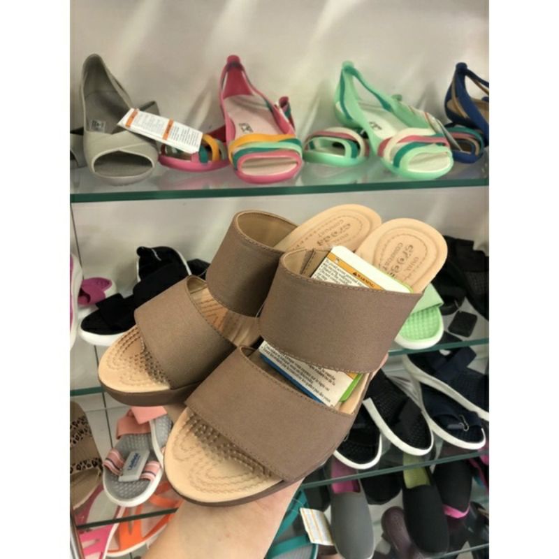 DÉP NỮ CROC.S QUAI VẢI CAO 7CM