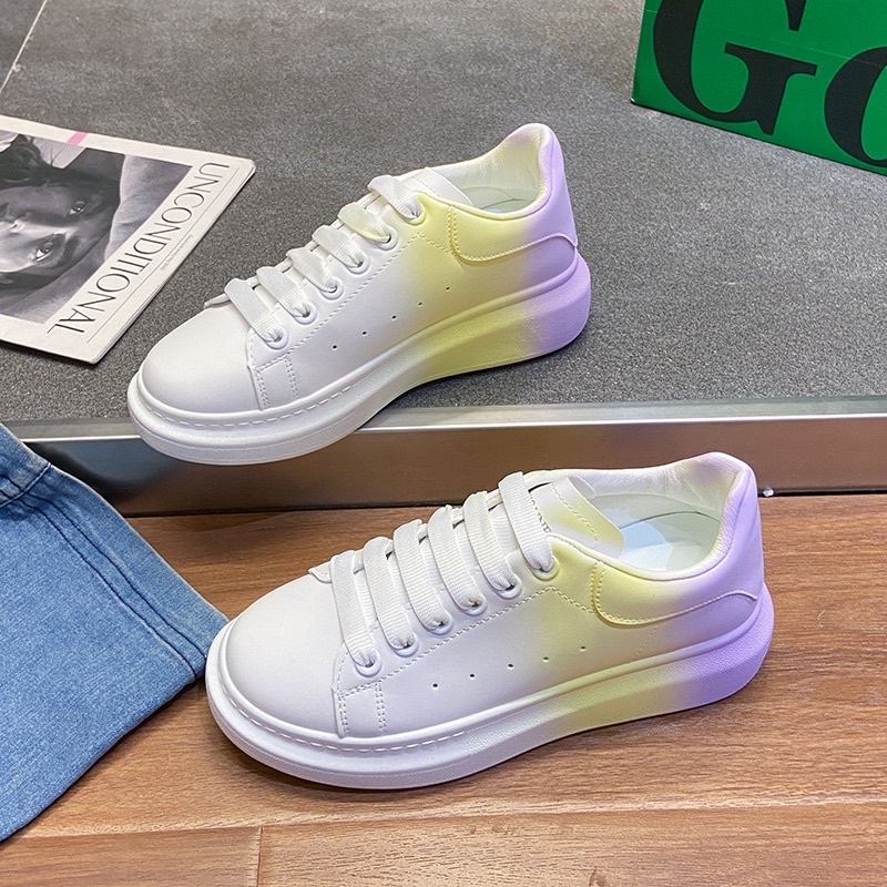 Giày thể thao da trắng McQueen nữ mùa thu 2021 phiên bản Hàn Quốc