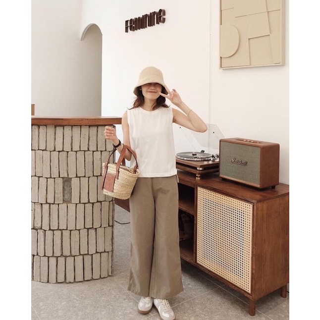 Áo thun sát nách chất thun mềm mịn