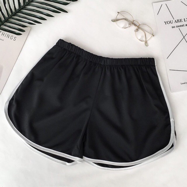 Quần Short Viền Đùi Kẻ Trắng  Nữ [FREESHIP]  Shorts thể thao dáng ngắn năng động trẻ trung màu đen Ulzzang HOT