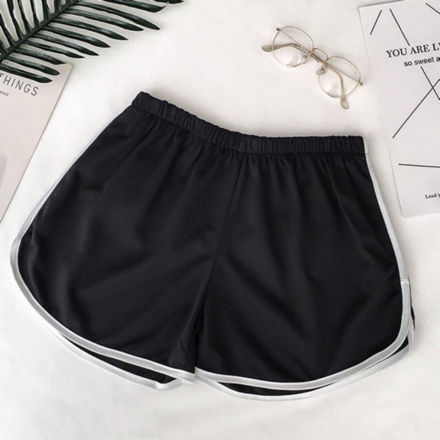 Quần Short Viền Đùi Kẻ Trắng PEONYB Nữ [FREESHIP] 🌸 Shorts thể thao dáng ngắn năng động trẻ trung màu đen Ulzzang HOT