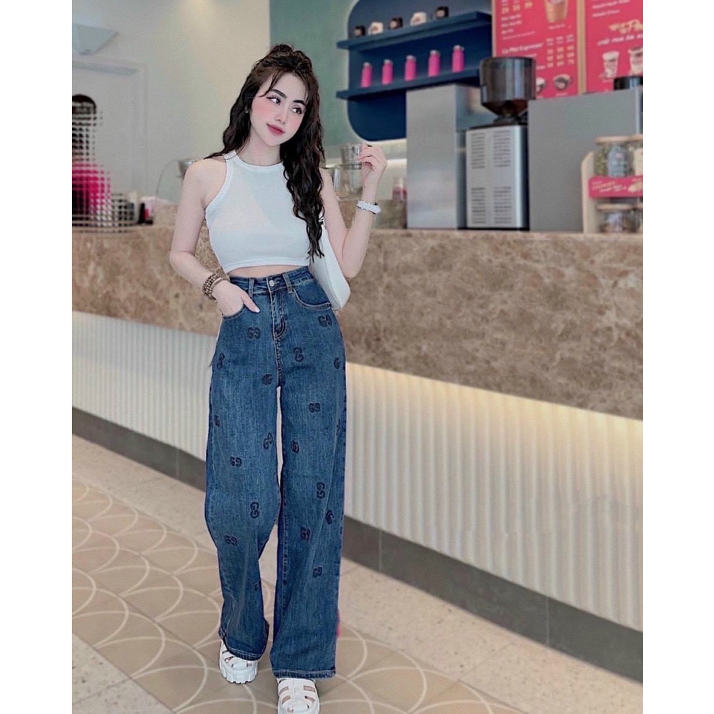 Quần jean nữ suông ống rộng thêu chữ GG