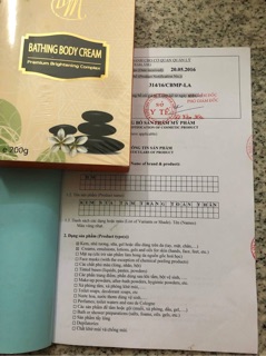 BỘ KEM TẮM TRẮNG HM