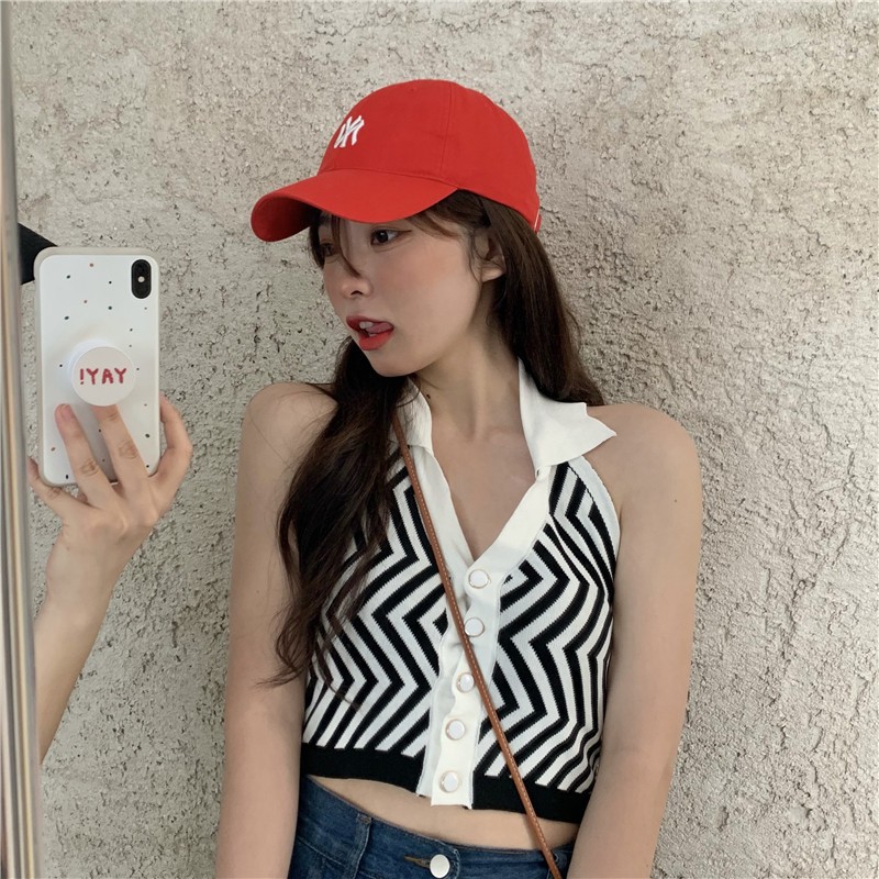 QADCOL Áo dệt kim QADCOL sát nách dáng ngắn cổ lật chữ V kẻ sọc gợi cảm