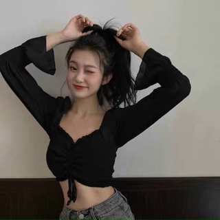 Áo croptop trễ vai tay dài rút dây giữa siu xinh