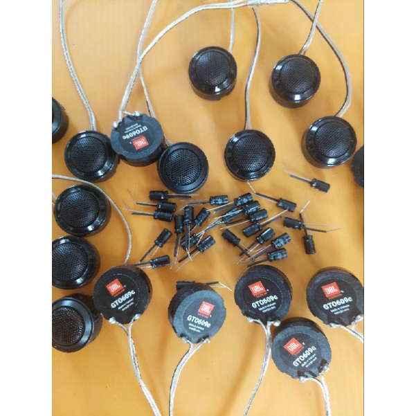 1 cặp Treble 2 cái jbl Gt0609C  hàng chính hãng kèm theo tụ chuyên lắp cho xe ôtô hoặc chế cháo