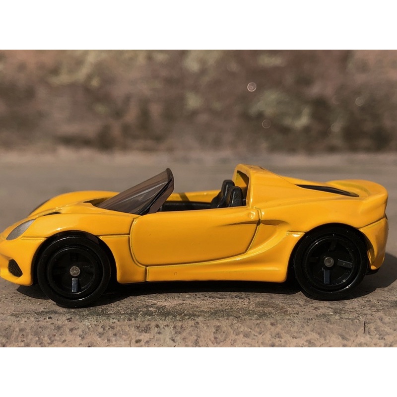 Tomica 1:64 siêu đẹp