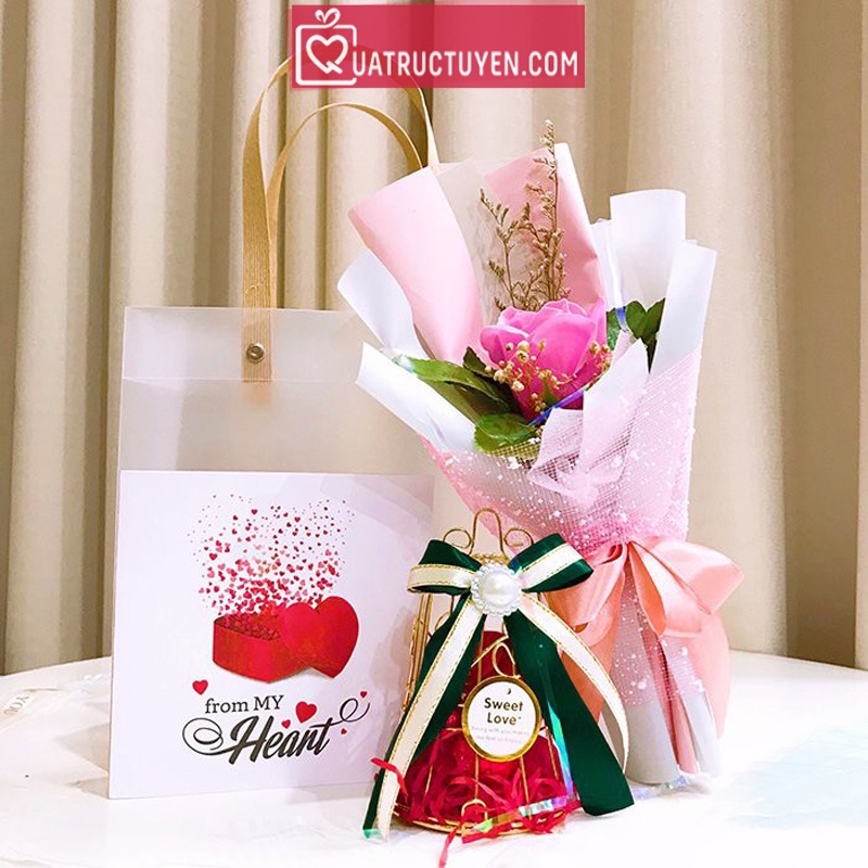 Bộ quà tặng valentine A Little Love socola, đèn ngủ kèm túi đựng quà trong suốt tặng bạn gái, người yêu