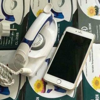 Bàn là mini du lịch tkgd8888