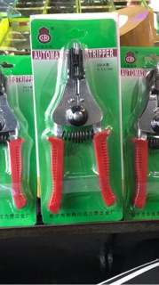 Kìm tuốt dây điện