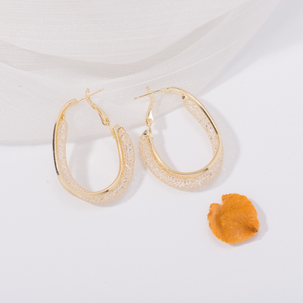 Bông Tai Mạ Bạc Thiết Kế Đục Lỗ Thời Trang Cao Cấp Cho Nữ