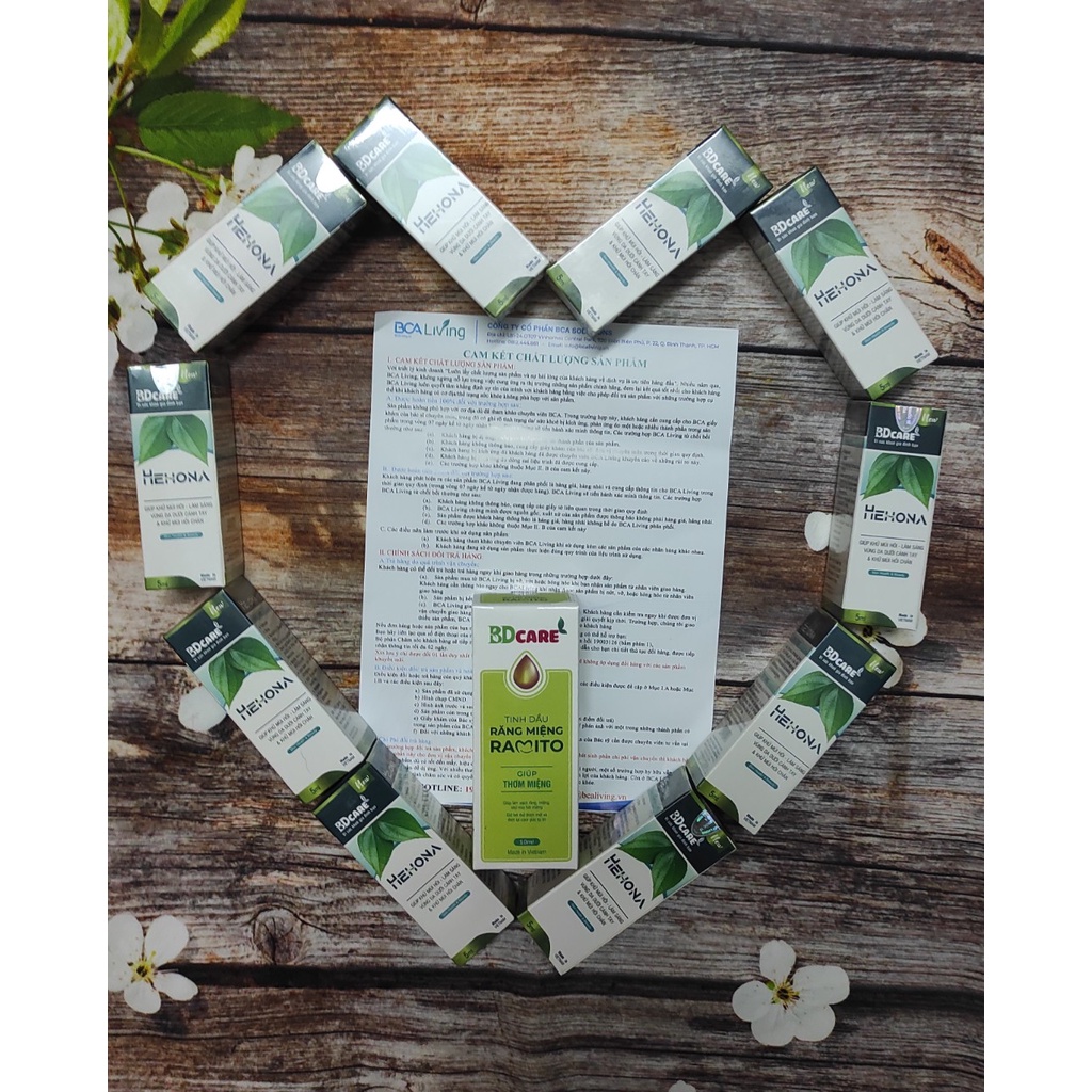 HEHONA hết hôi nách, hôi chân, mồ hôi tay ược chiết xuất từ những thảo được từ 100% thiên nhiên, lành tính.