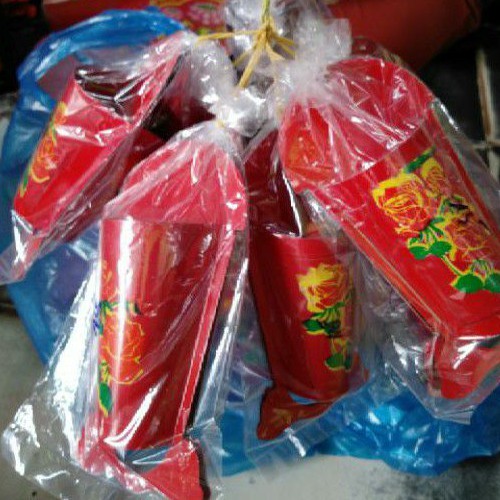 CẮM NHANG DÁN TƯỜNG