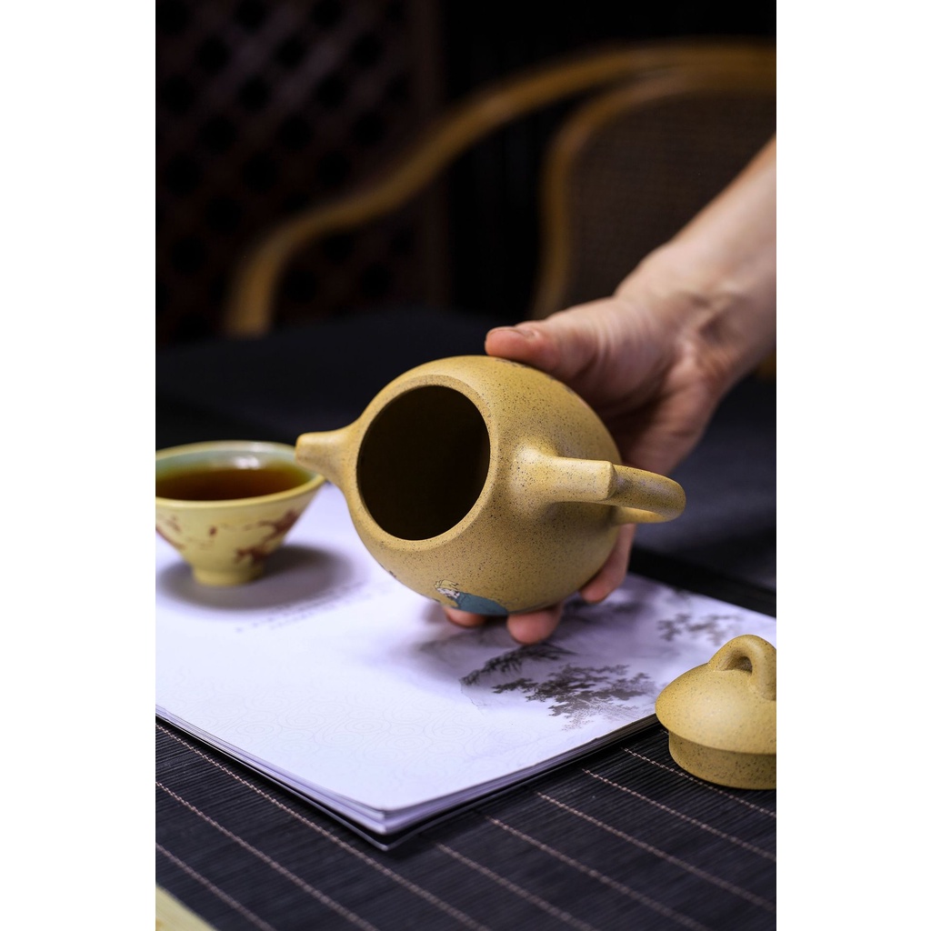 Ấm Tử Sa Nghi Hưng Tần Quyền Sư Đồ 320 ml (Chi Ma Đoạn)