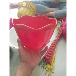 Chậu nhựa treo khía
