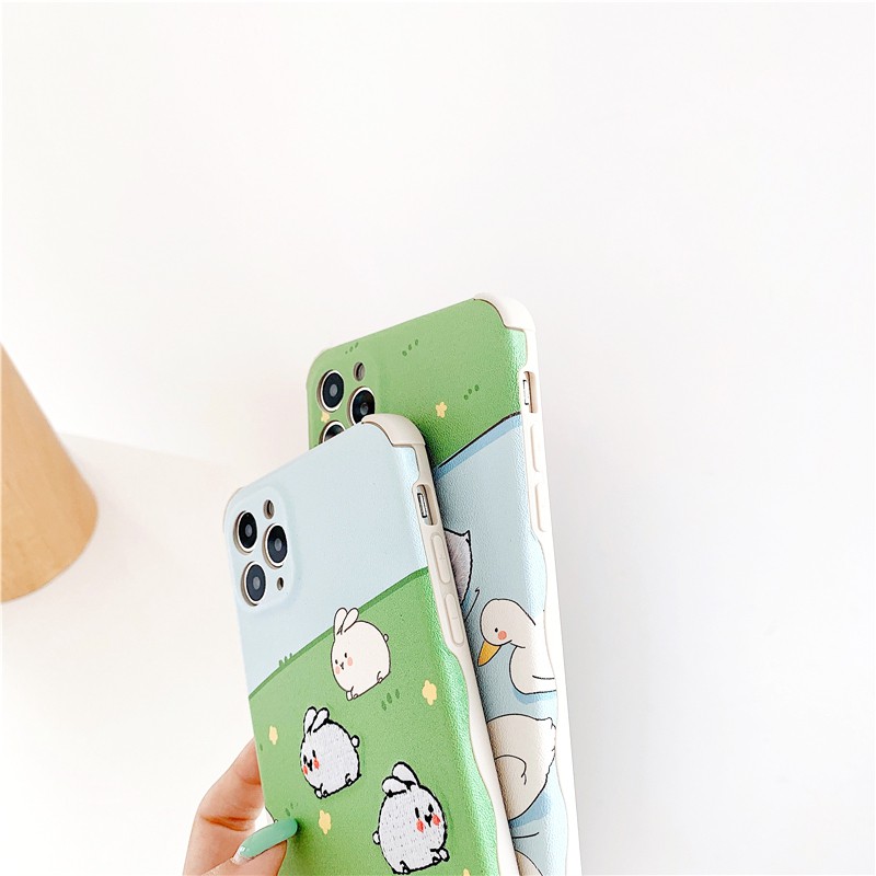 Ốp lưng iphone Vịt Thỏ thêu viền chống va đập 5/5s/6/6plus/6s/6splus/7/7plus/8/8plus/x/xr/xs/11/12/pro/max/plus/promax | BigBuy360 - bigbuy360.vn