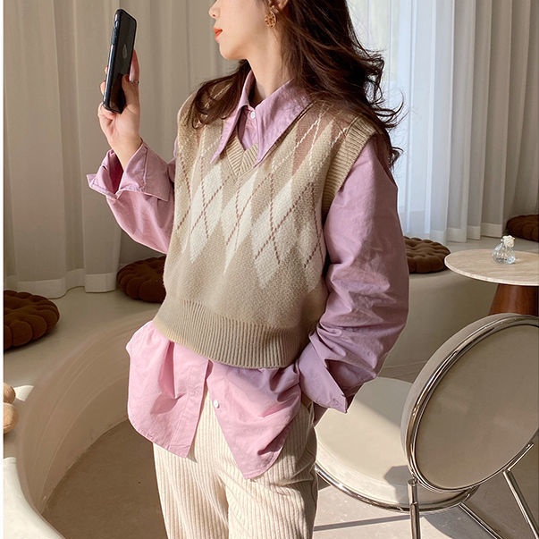 Áo dệt kim sát nách cổ chữ v thiết kế mới thời trang theo phong cách vintage