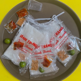 Bánh tráng sa tế muối tắc