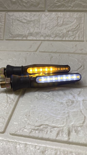 Đèn led xi nhan kiểu L19 chống gãy 2 chế độ sáng