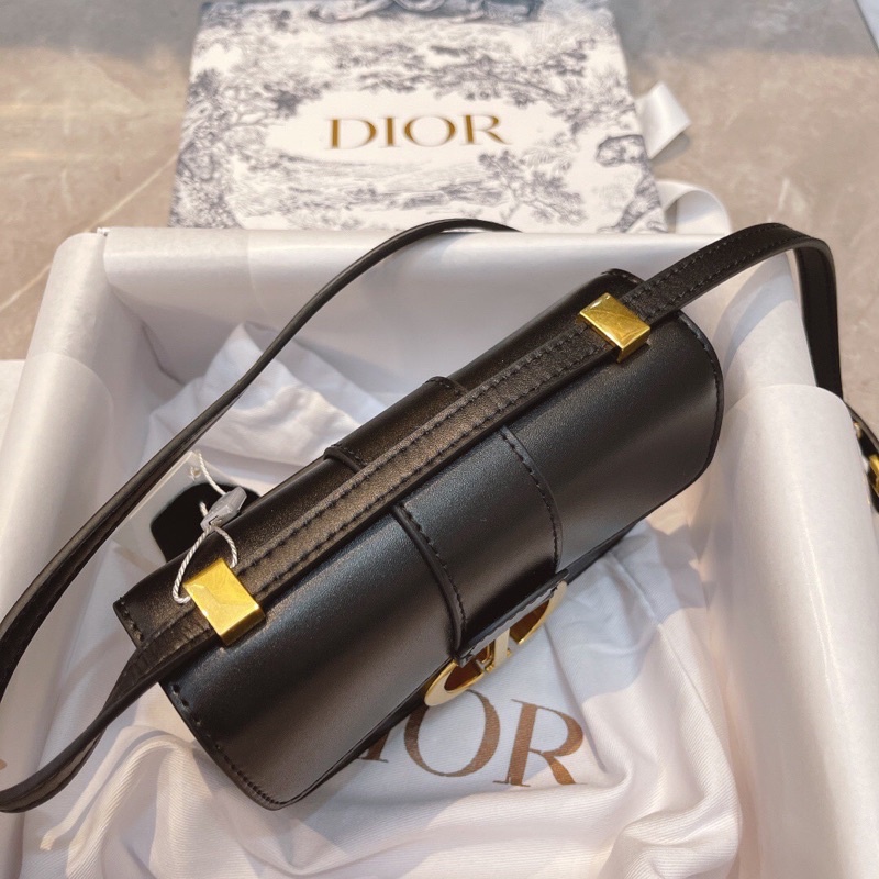 Túi D I O R micro sac montaigne sz17