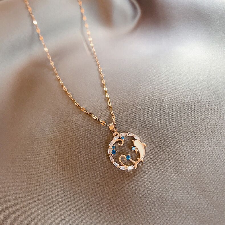Dây chuyền làm từ thép titan mặt đính đá zircon phong cách Trung Hoa thời trang nữ