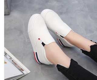 Giày bata Hàn Quốc đế viền sọc đế độn 5 phân mềm êm