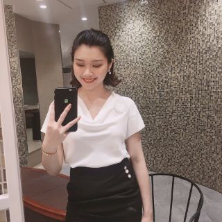 Áo sơ mi cổ đổ chất lụa hàn