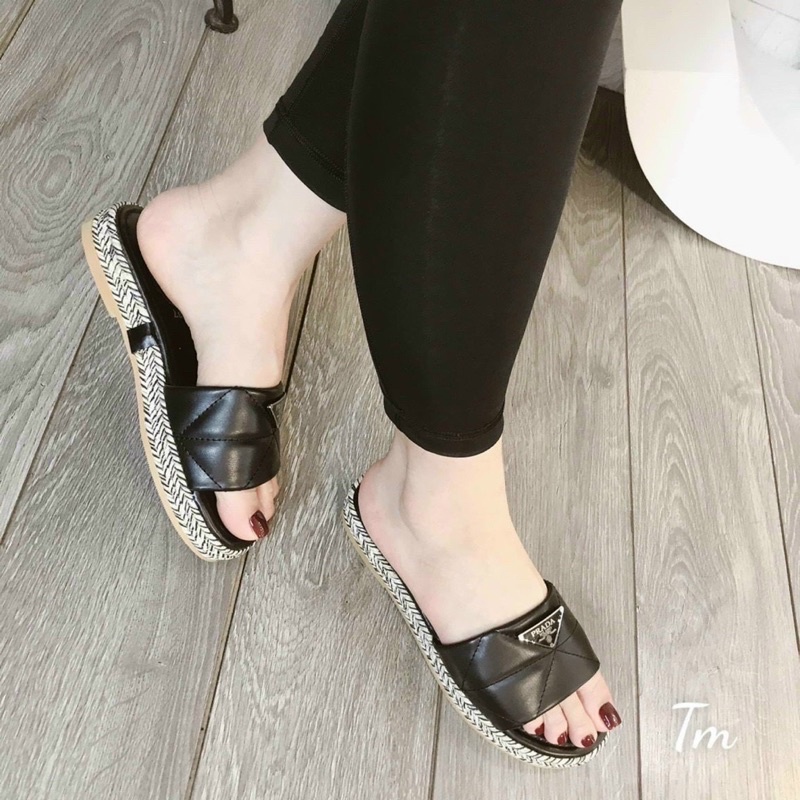 HÀNG CÓ SẴN ! Dép Lê Prada