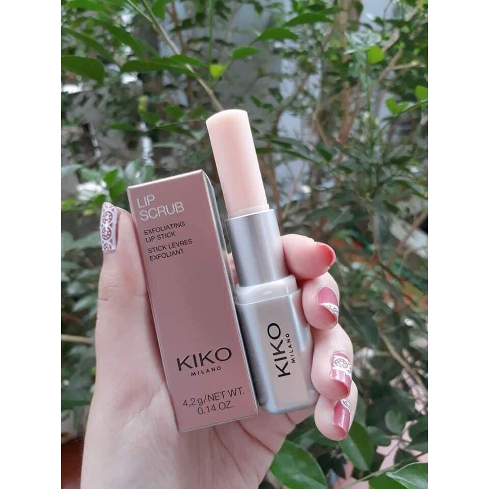 Tẩy da chết môi Kiko