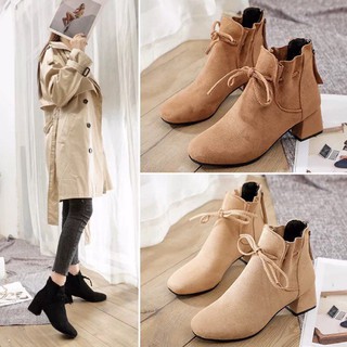 Boots cổ thấp da lộn buộc nơ trang trí, kéo khoá sau, cao 5,5cm