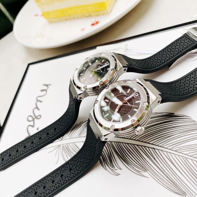 Đồng hồ nữ Salvatore Ferragamo F80 bản kim cương .