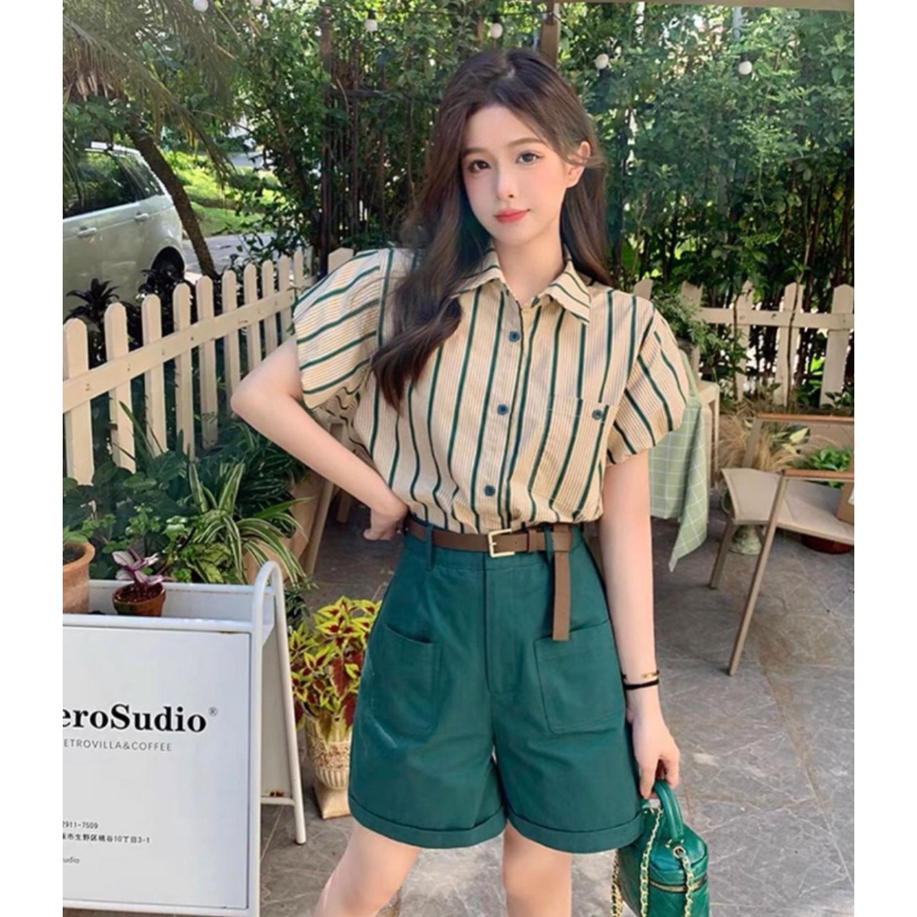 Set áo sơ mi tay con ngắn kẻ sọc nâu cài nút túi cố bẻ kèm quần short xanh lá cây lưng eo cao ulzzang Hàn Quốc nữ