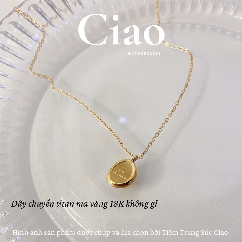 [NEW ITEM] Dây chuyền/ Vòng cổ titan không gỉ mặt tròn khắc chữ tinh tế Letitia Ciao