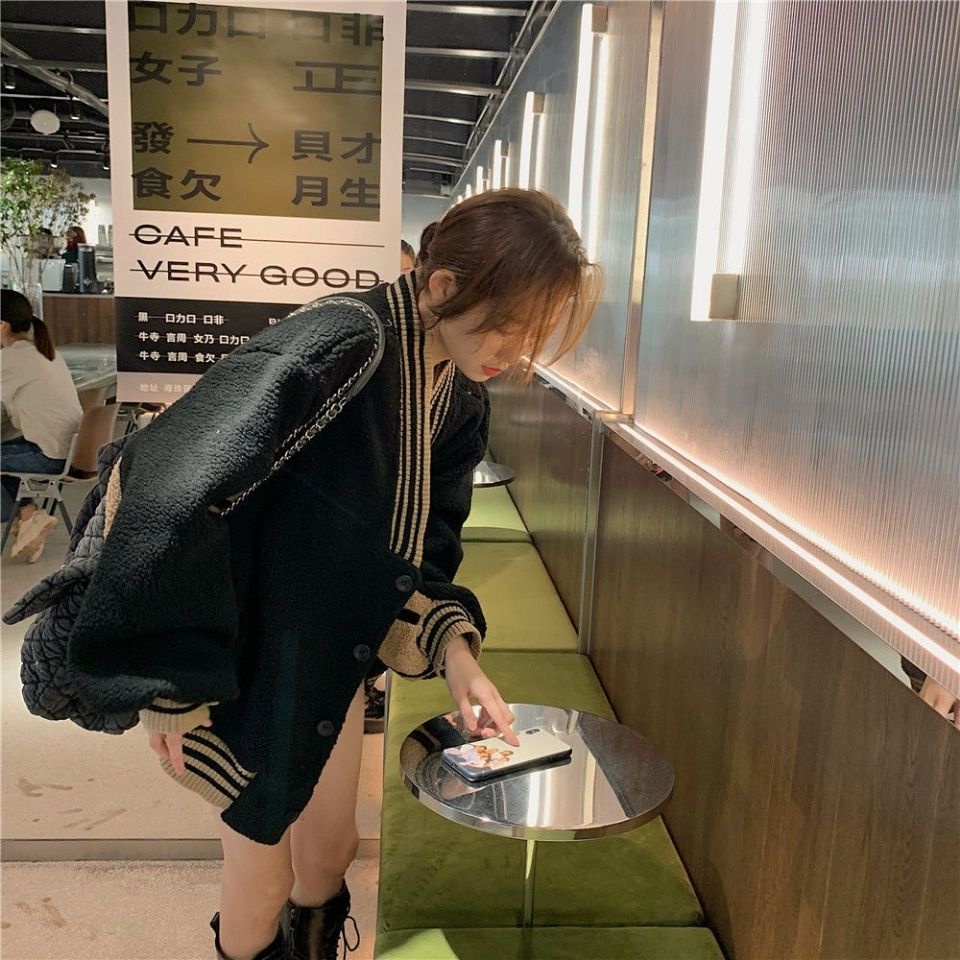 Áo Khoác Cardigan Dáng Rộng Dày Dặn Thêu Họa Tiết Thời Trang Thu Đông