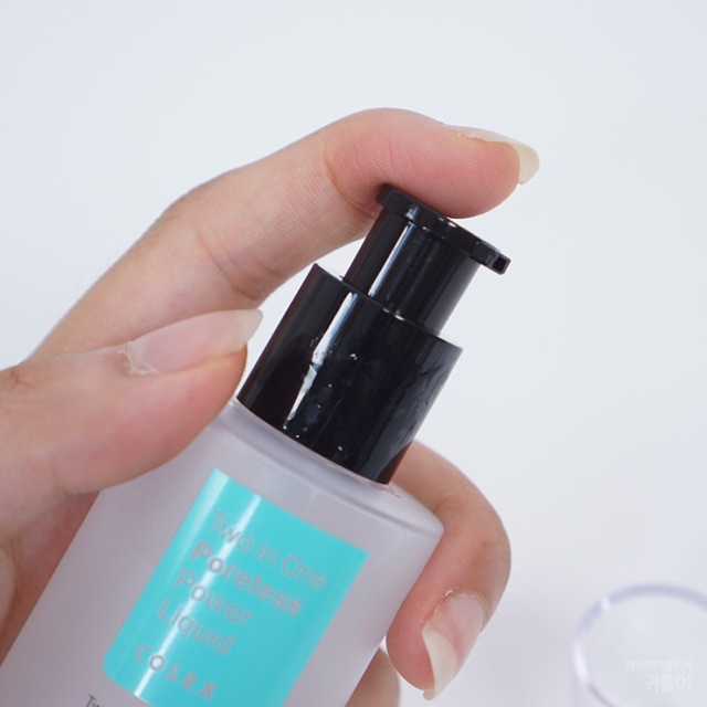 Tinh chất cân bằng da & se khít lỗ chân lông Cosrx Two in One Poreless Power
