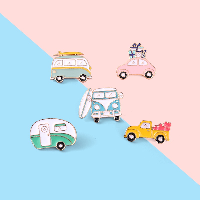 Ghim cài áo hình xe hơi hoạt hình dễ thương dành cho cả nam và nữ