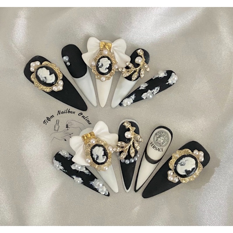 Đen trắng sang chảnh kèm keo và dũa - tiệm nailbox online