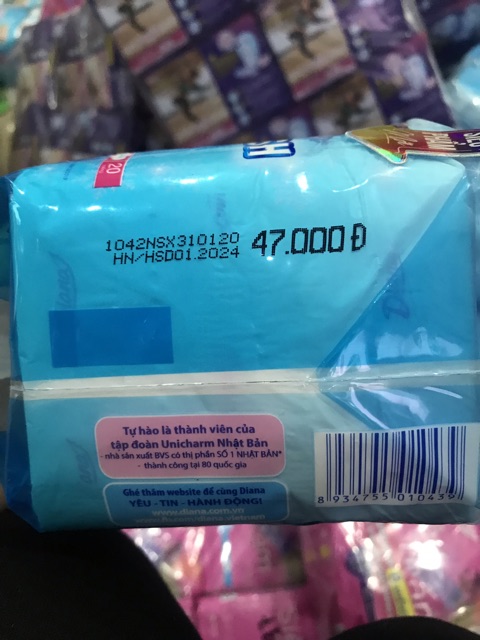 1 Gói băng vệ sinh sensi cool fresh hàng ngày cánh 20 miếng/ gói