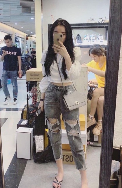 Quần jean baggy khói rách nhiều mã 37 | BigBuy360 - bigbuy360.vn