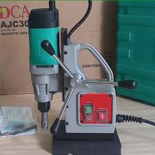 AJC30 30mm Máy khoan từ 900W DCA (J1C-FF-30)