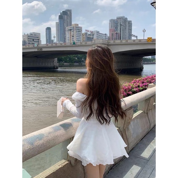 Đầm body cổ vuông Ulzzang