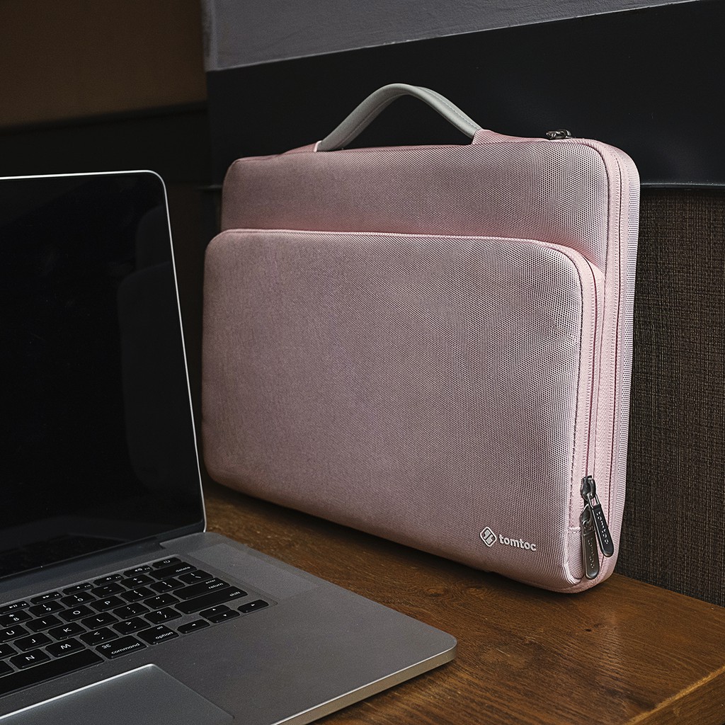 Túi Xách Chống Sốc TOMTOC (USA) BRIEFCASE MACBOOK PRO 13” NEW PINK – A14-B02C