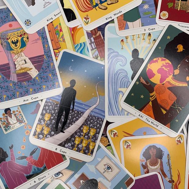 Bài Oracle True Heart Intuitive Tarot Tặng Đá Thanh Tẩy C134