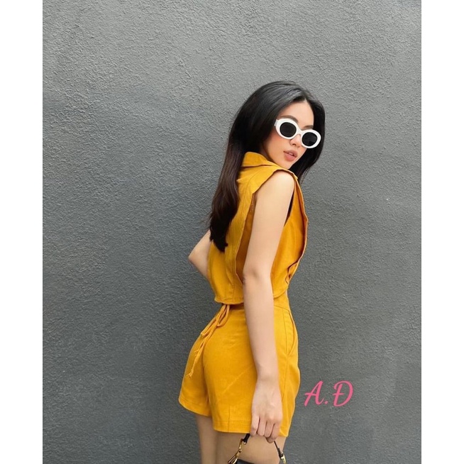 Set áo cổ vest cộc mix quần đùi