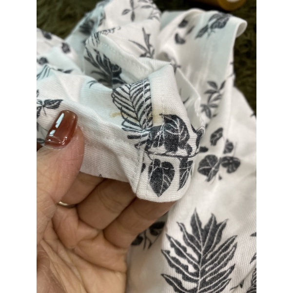 SALE áo hoodie dài tay cotton hoa nữ size s fom suông ~55kg